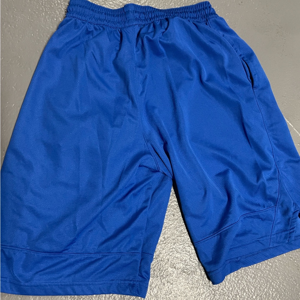 Men’s Dri-Fit Nike Athletic Wear Shorts - Picture 2 of 3